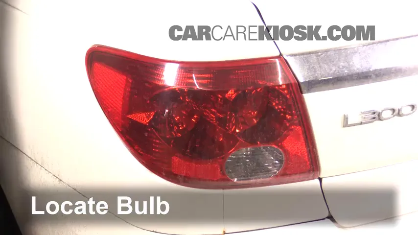 2005 Saturn L300 3.0L V6 Lights Reverse Light (replace bulb)